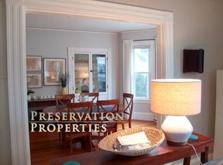 10 Claflin Pl #2, Newtonville, MA 02460