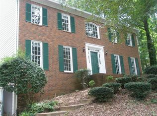 1238 Rivermist Dr, Lilburn, GA 30047