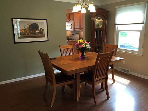 Elegant dining room
