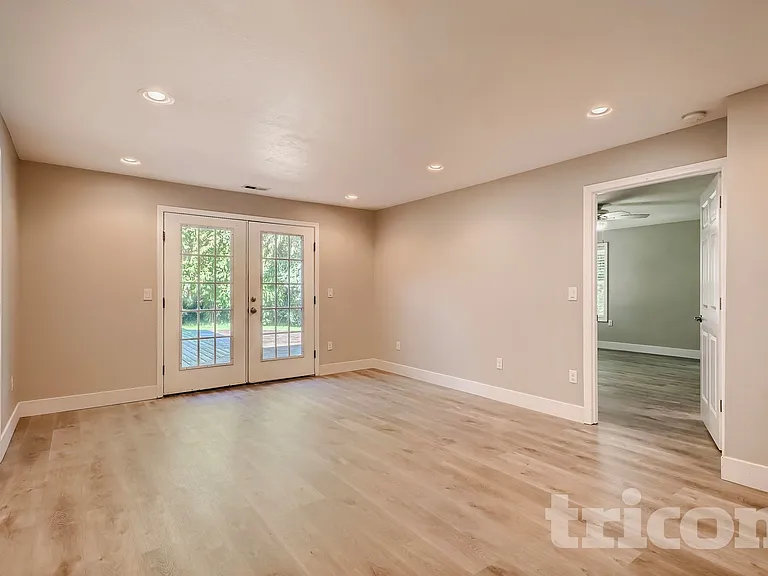 13100 NE 159th St — Photo 13