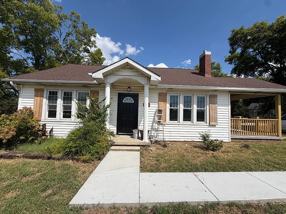 1008 Hartsville Pike
