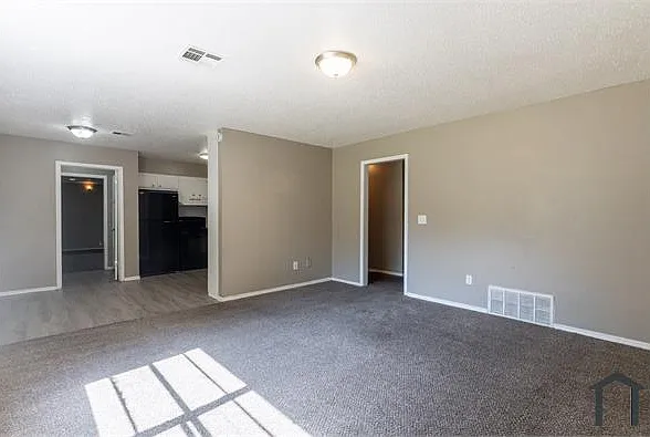 304 W Campbell Dr — Photo 24