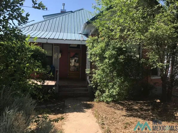 923 Jackson St, Las Vegas, NM 87701