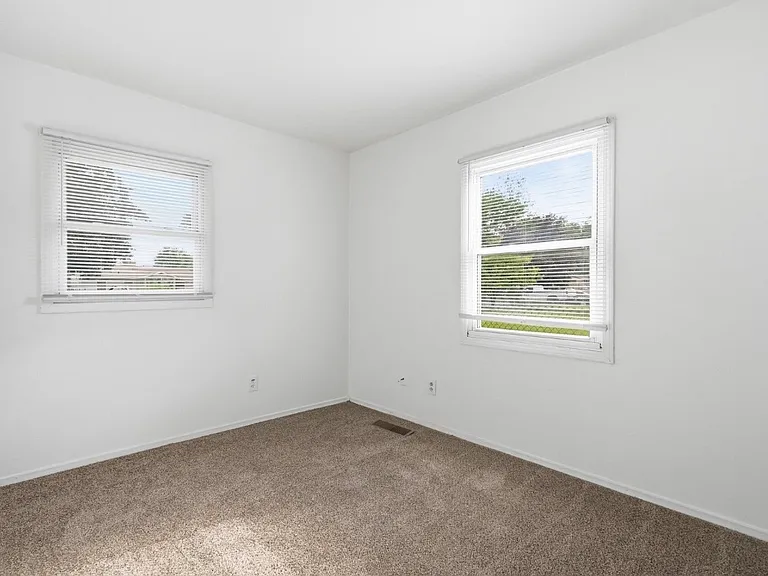 3315 175th Pl — Photo 9