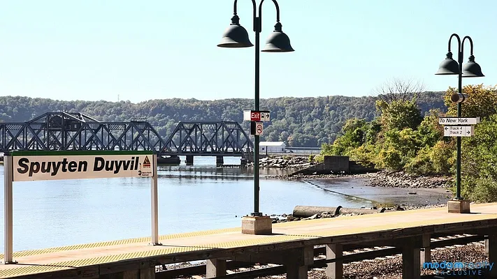 Rented by Moda Realty | media 10