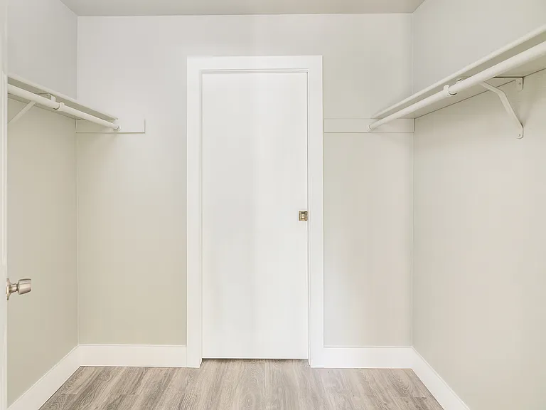 931 SW Holden St #205 — Photo 3