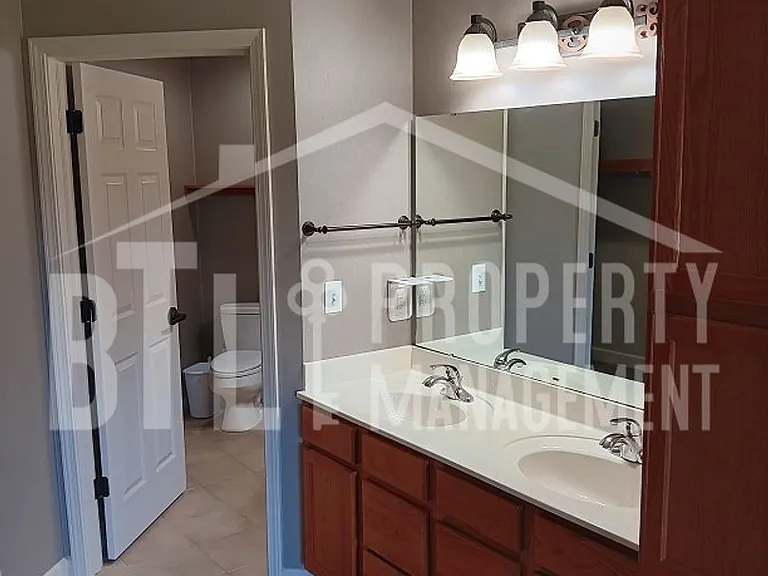 250 Lakewood Dr #6203 — Photo 14