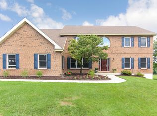 34 Sullivan Chase Dr, Avondale, PA 19311