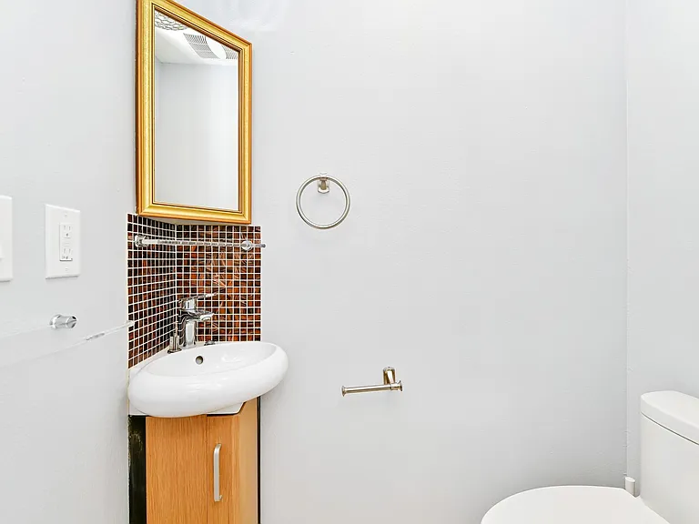 2300 Barbados Dr — Photo 17
