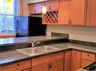 4533 W Congress Pkwy #2, Chicago, IL 60624