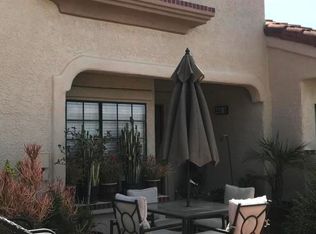 462 Country Club Dr APT B, Simi Valley, CA 93065