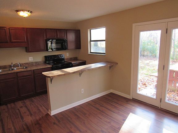 5th image of 1640 Sundrop Dr