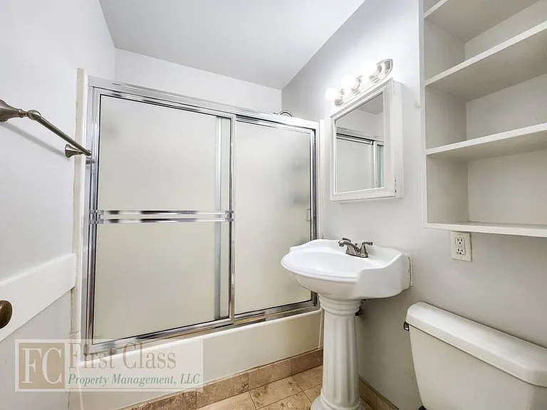 5735 N Montana Ave — Photo 7