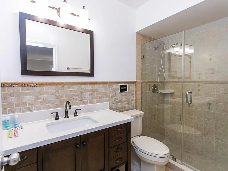 1311 Rodman St — Photo 40