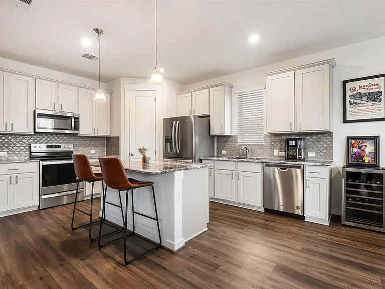 8204A Prairie Rye Dr — Photo 10