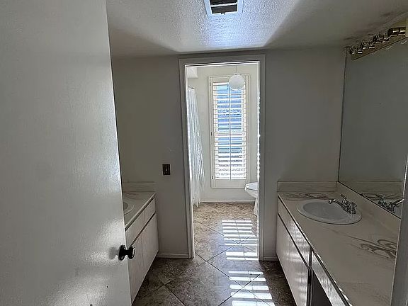 2nd image of 20586 E Raven Dr