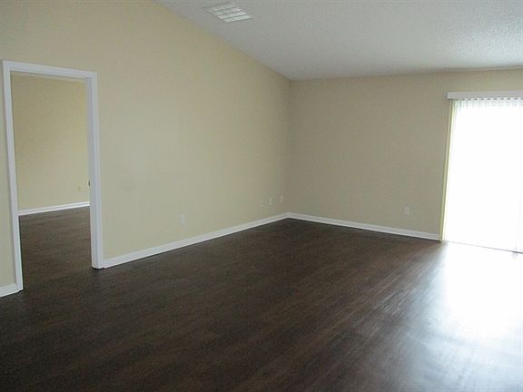 4th image of 1365 Grey Feather Ln