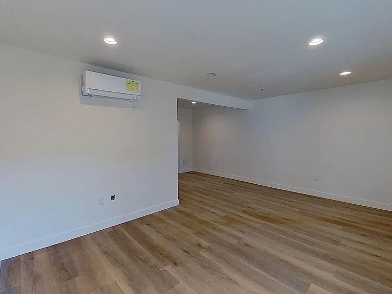 829 N Garfield St — Photo 50