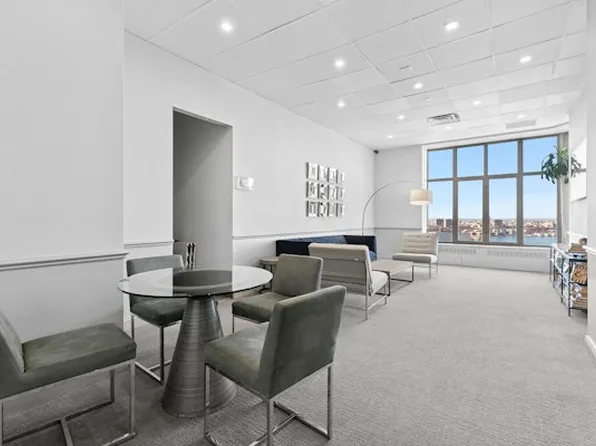 500 West 43rd Street image 11 of 13