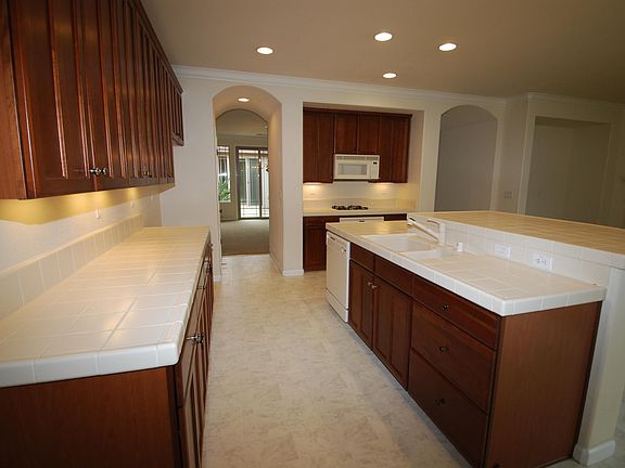 4th image of 4123 Arenzano Way