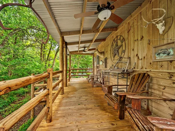260 Susan Dr, Pottsboro, TX 75076