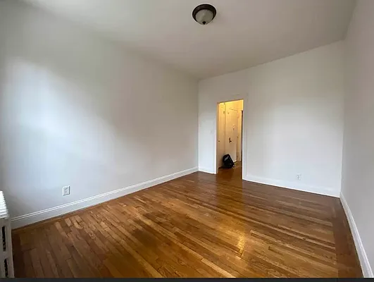 Rented by Urban Real Estate Property Group Inc | media 4