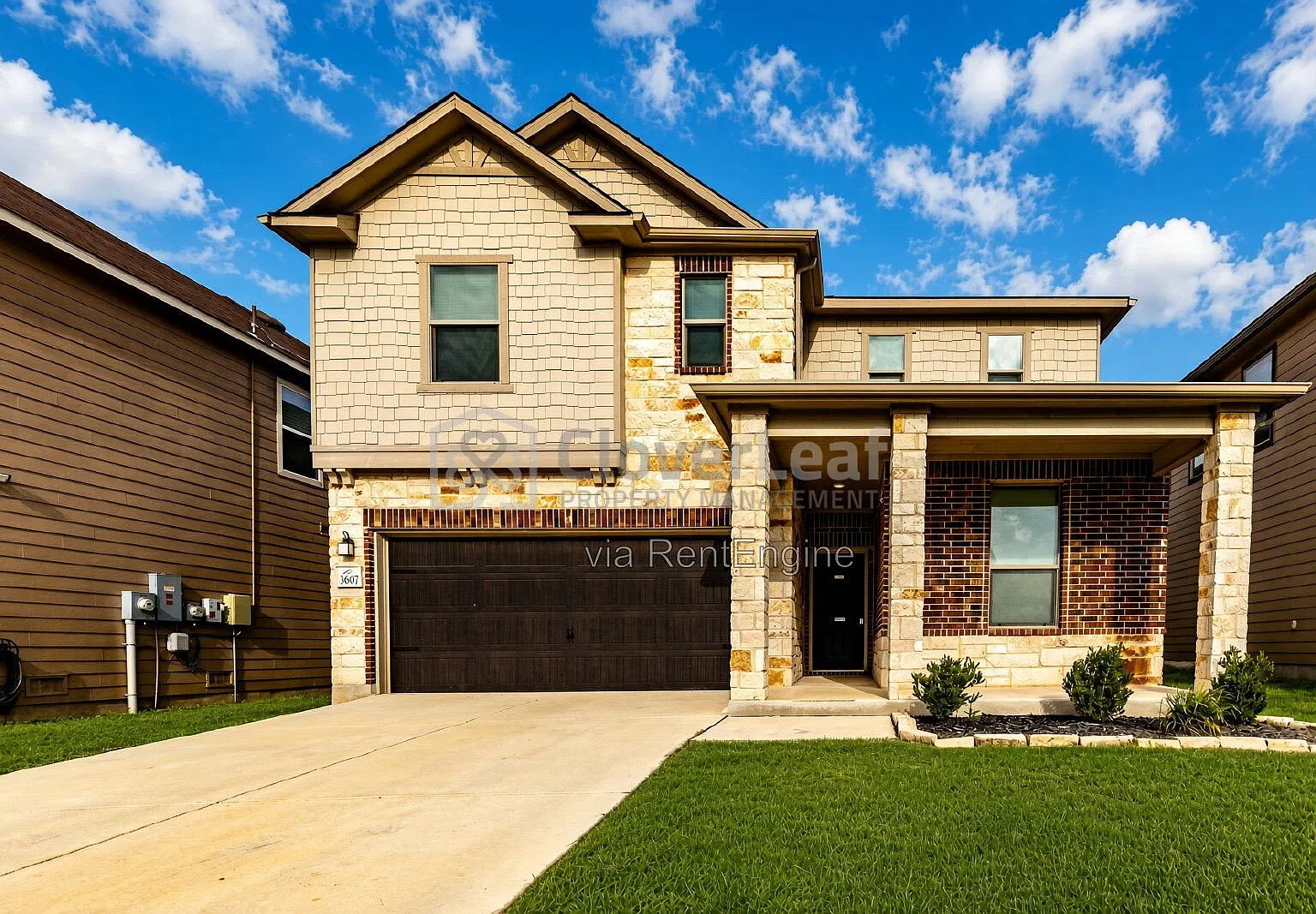 3 bed, 2.5 bath, 2403 sqft, $1,927 — Photo 3