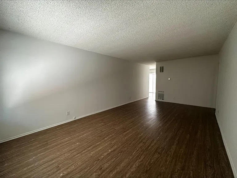 1953 Overland Ave #3 — Photo 5