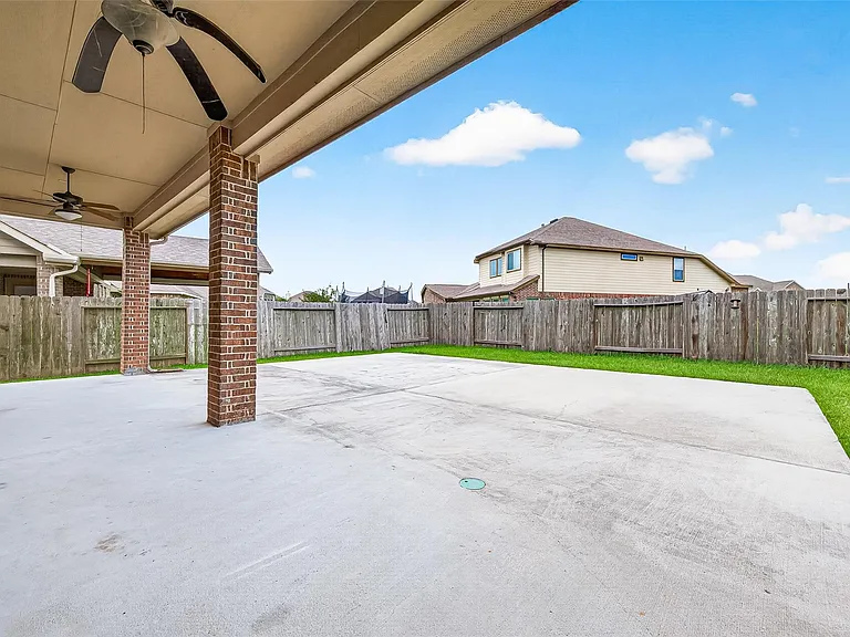 7035 Belle Meadow Ln — Photo 47