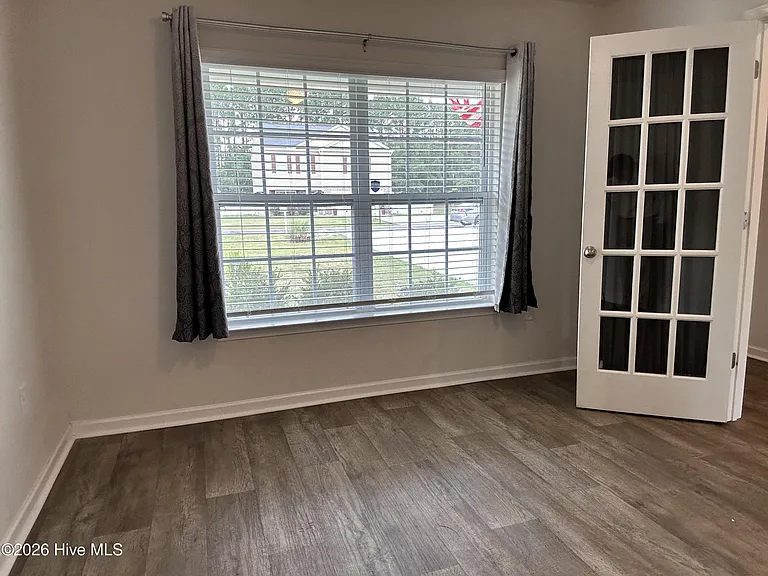 5459 Carolines Way — Photo 8