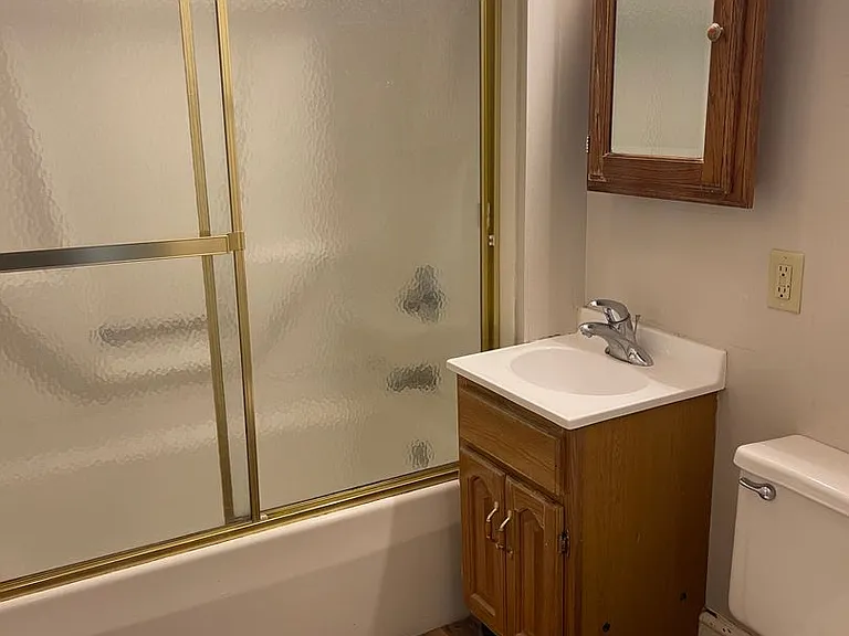 801 Scott Ave — Photo 5
