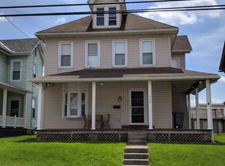 308 E Jackson St, New Holland, PA 17557