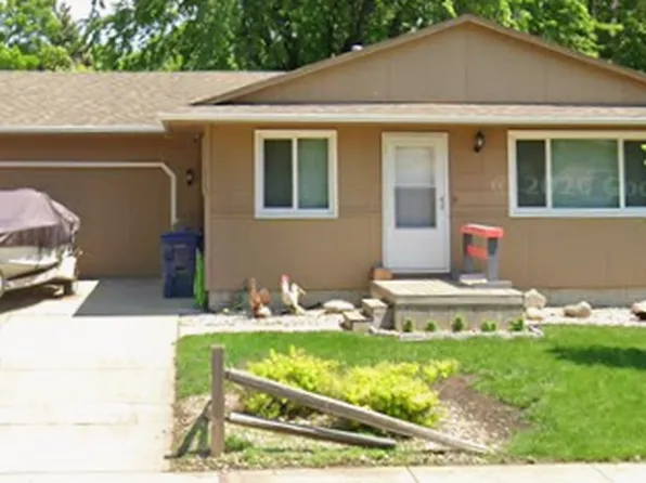 1804 S Cambridge Ave, Sioux Falls, SD 57106