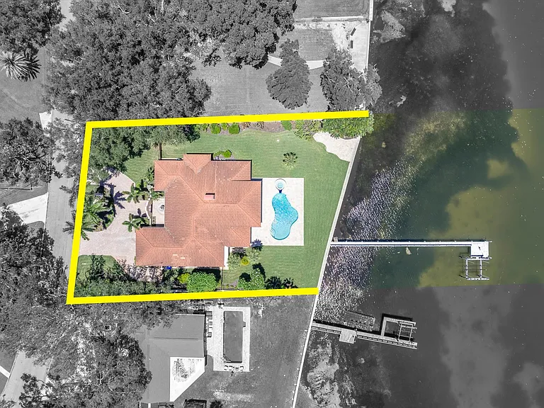 5810 Bahama Shores Dr S — Photo 2