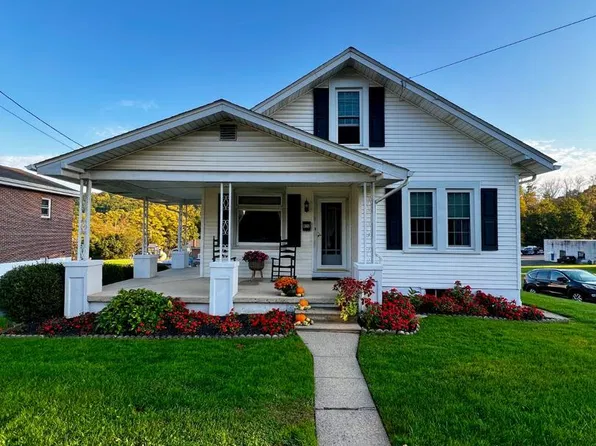 820 S Reading Ave, Boyertown, PA 19512