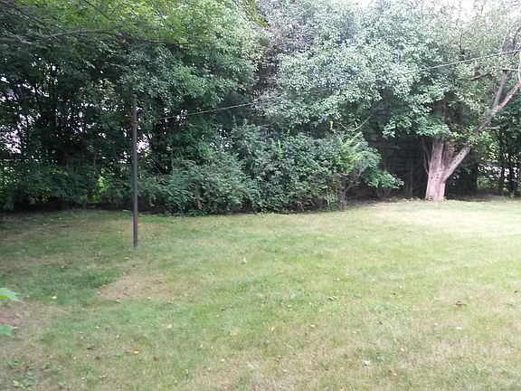 4th image of 1034 Elmwood Ave