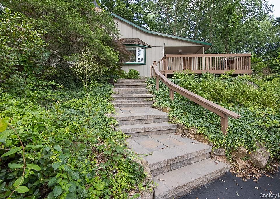 1st image of 56 Bluff Avenue