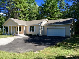 36 Sebbins Pond Dr, Bedford, NH 03110