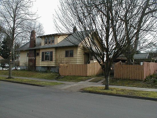Exterior fron 9th street