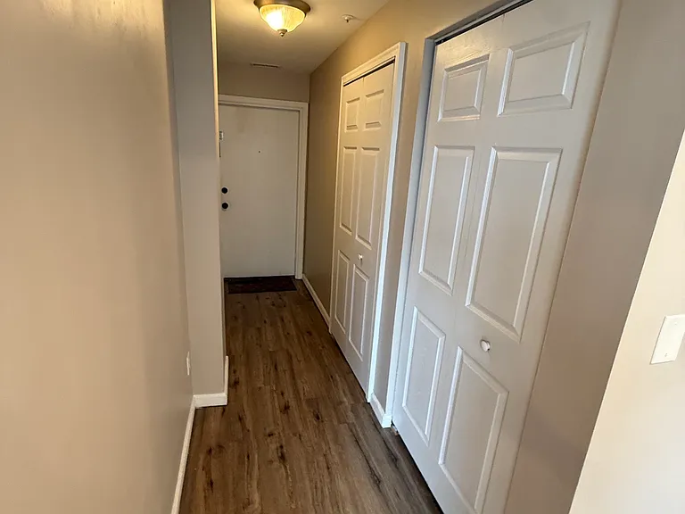 1404 E Baltimore St — Photo 13