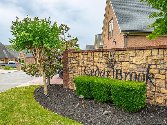 4th image of 8997 Rostis Ln
