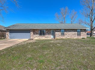 3728 Colburn Ln, Springdale, AR 72762