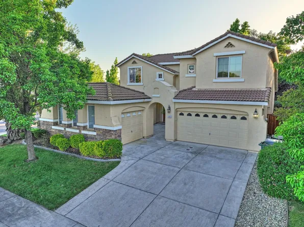 2040 San Esteban Cir, Roseville, CA 95747