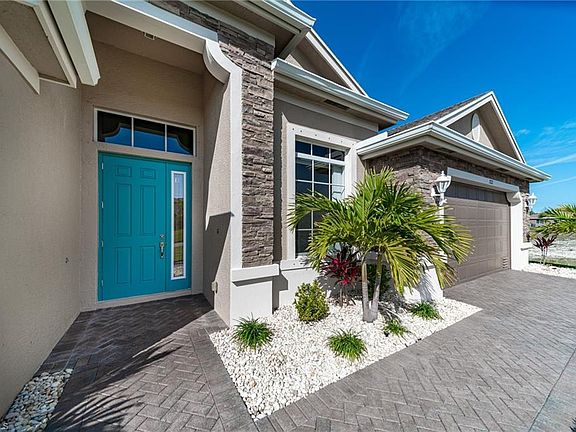 4th image of 722 NW 38th Ave