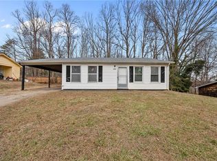 1404 Ballymena Dr, Reidsville, NC 27320