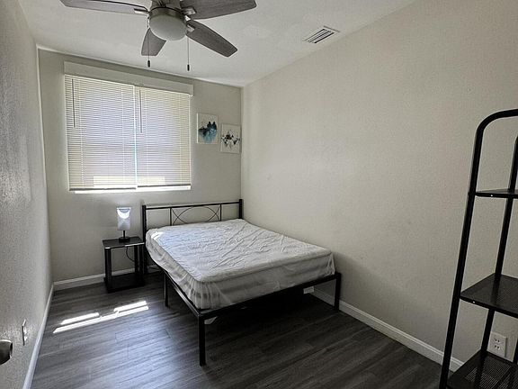 3rd image of 1369 W 11TH Street
