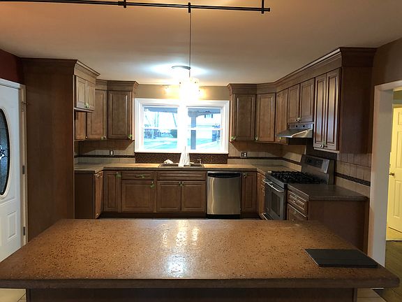 3rd image of 244 N River Dr