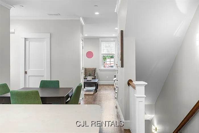 119 Highland Ave #B — Photo 4