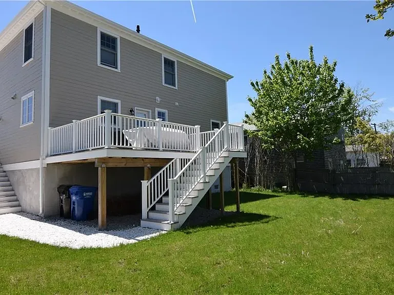 24 1/2 Stockholm St — Photo 26