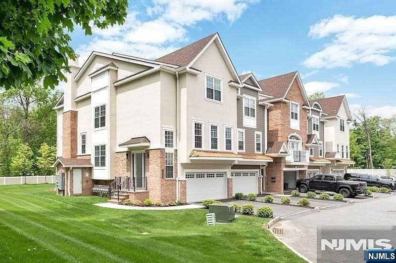 1st image of 1008 Opus Way